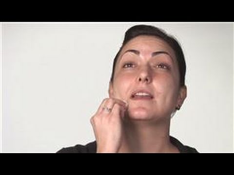 Skin Care : How to Use a Facial Toner